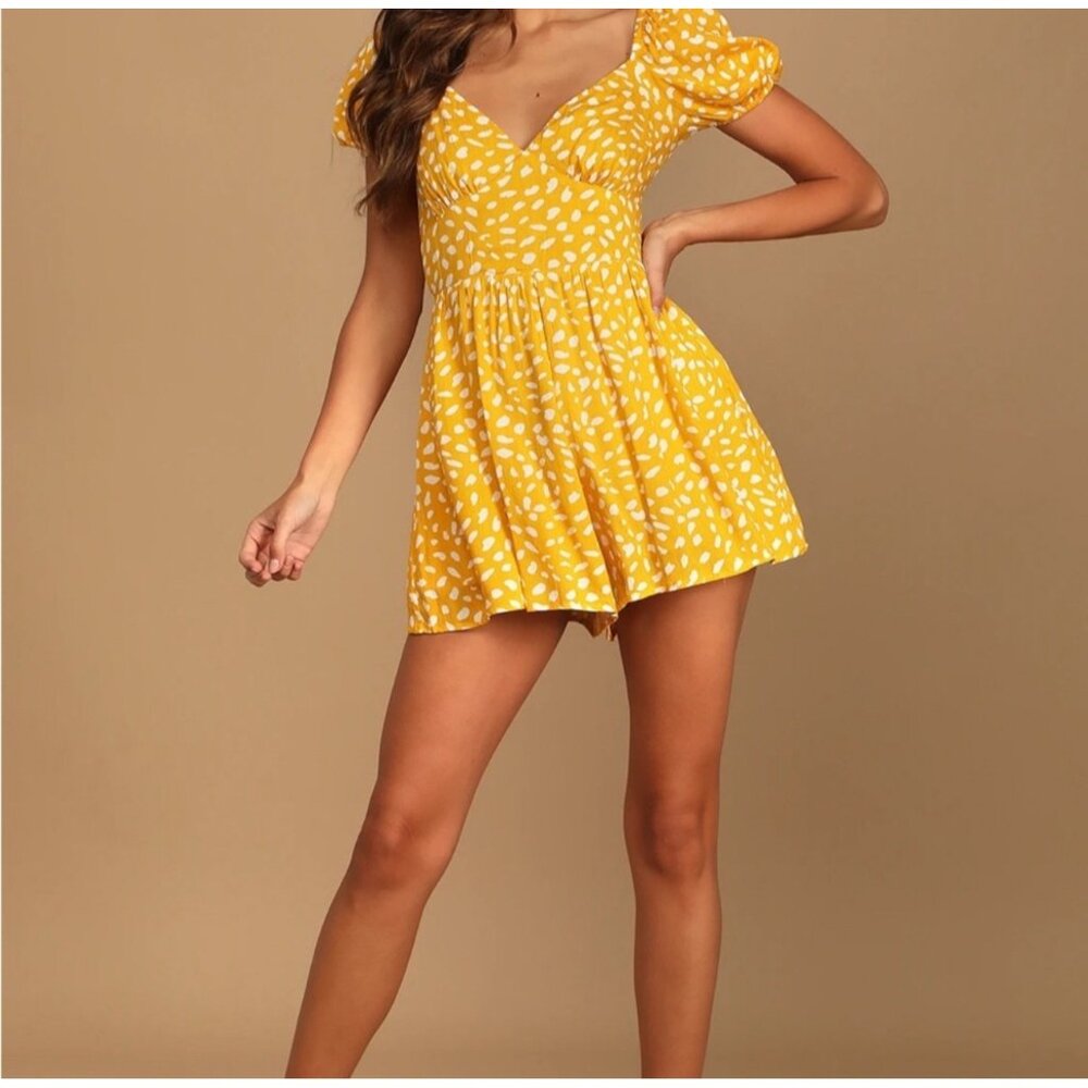 Lulus Yellow Polka Dot Puff Sleeve Romper M Lightweight & Breathable Back Zipper